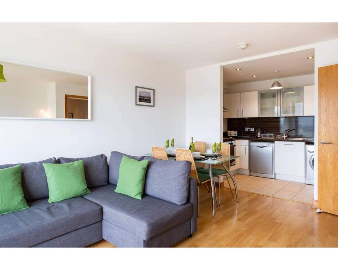 Central Belfast Apartments, Victoria Place Экстерьер фото