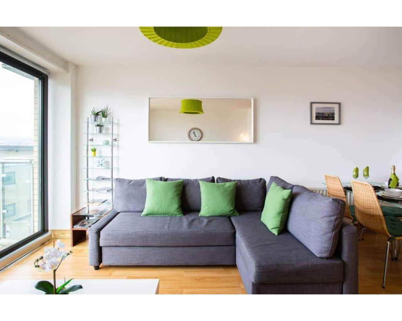 Central Belfast Apartments, Victoria Place Номер фото