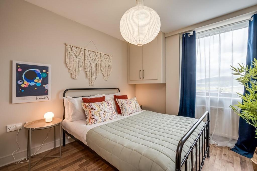 Central Belfast Apartments, Victoria Place Экстерьер фото
