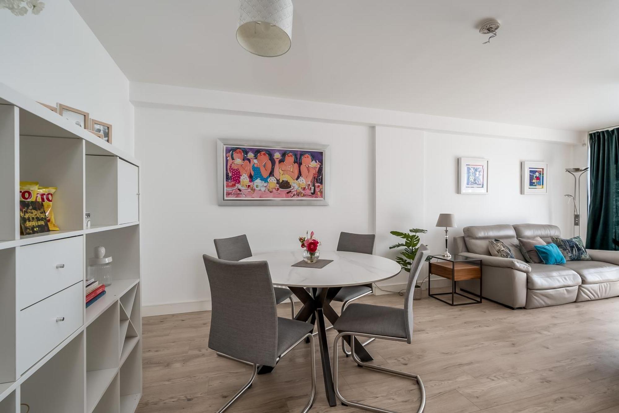 Central Belfast Apartments, Victoria Place Экстерьер фото