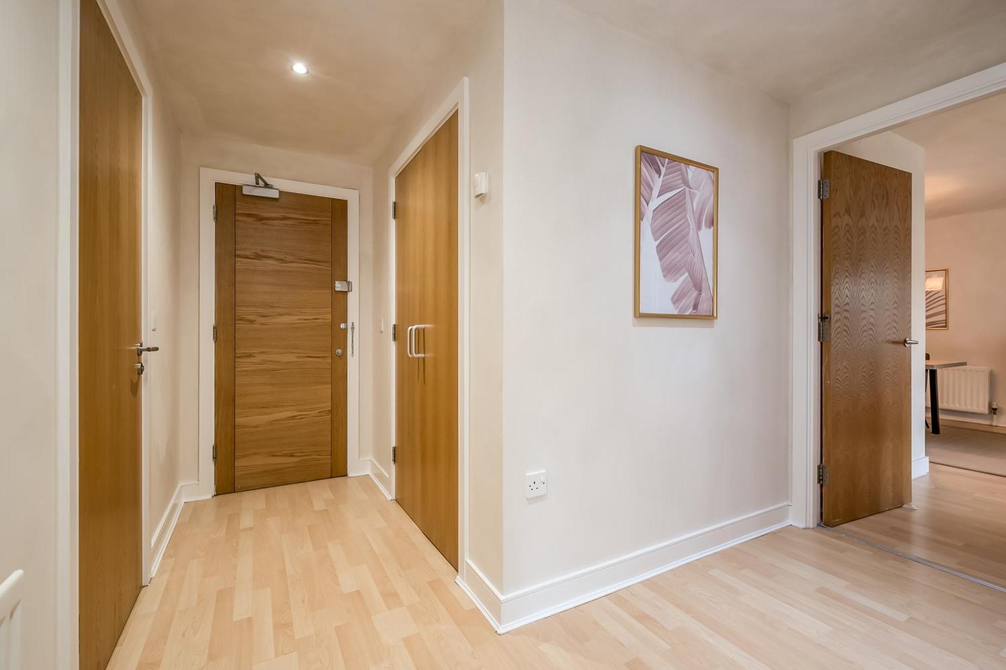 Central Belfast Apartments, Victoria Place Экстерьер фото