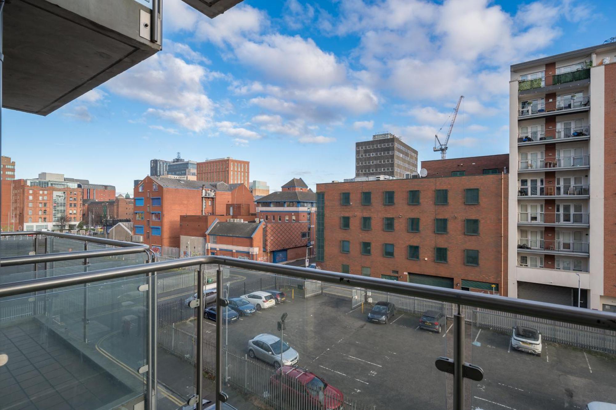 Central Belfast Apartments, Victoria Place Экстерьер фото