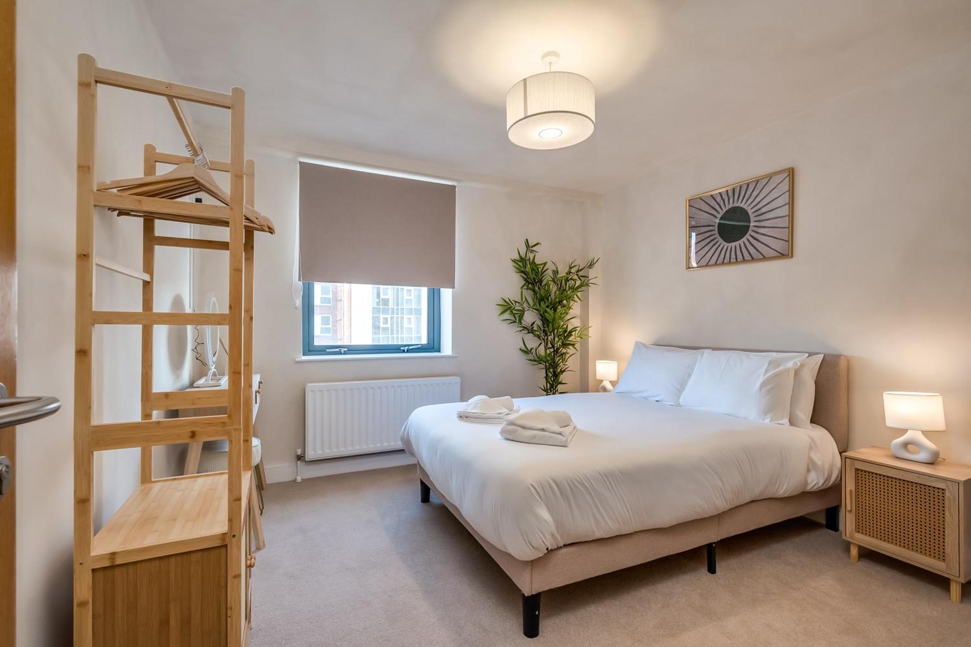 Central Belfast Apartments, Victoria Place Экстерьер фото