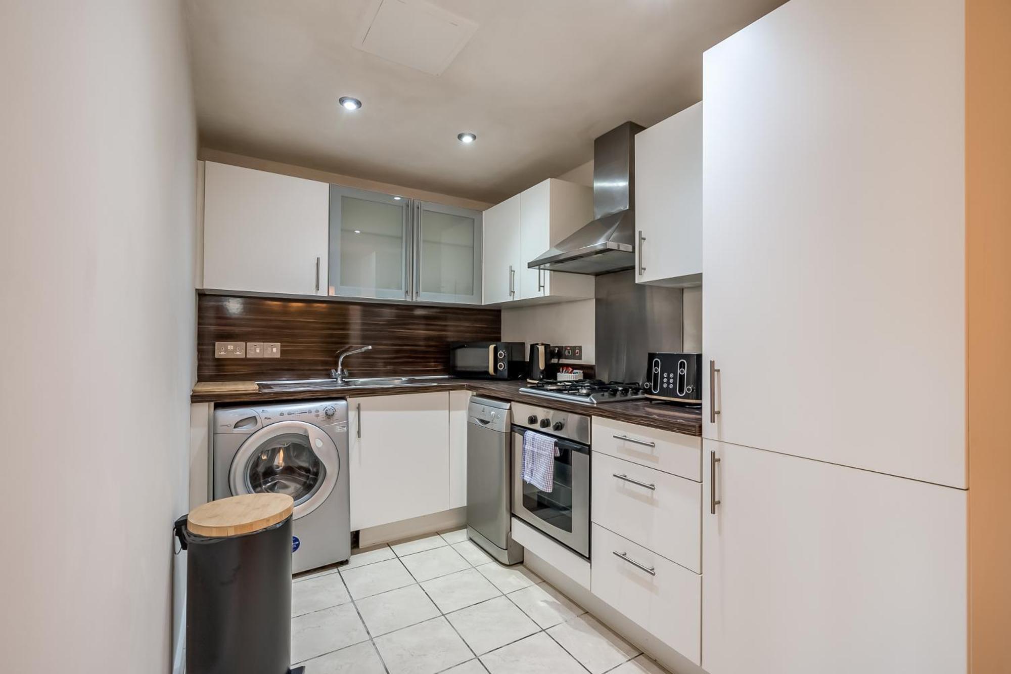Central Belfast Apartments, Victoria Place Экстерьер фото